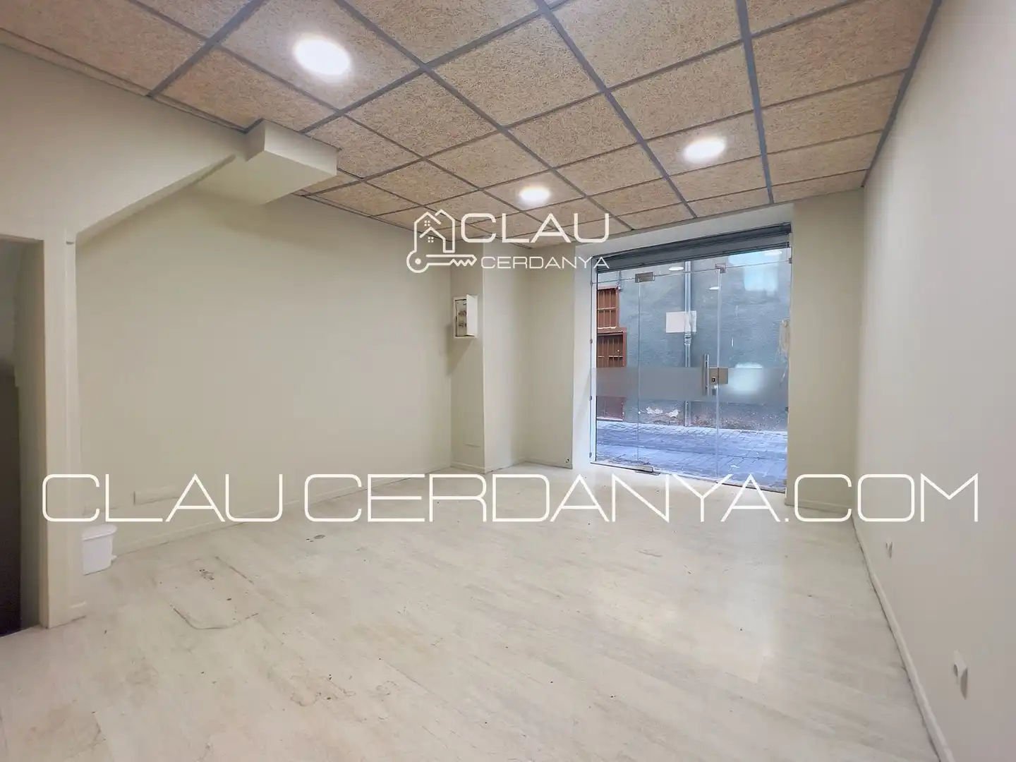 Locale commerciale in affitto a Cerdanya 16, imagen 4