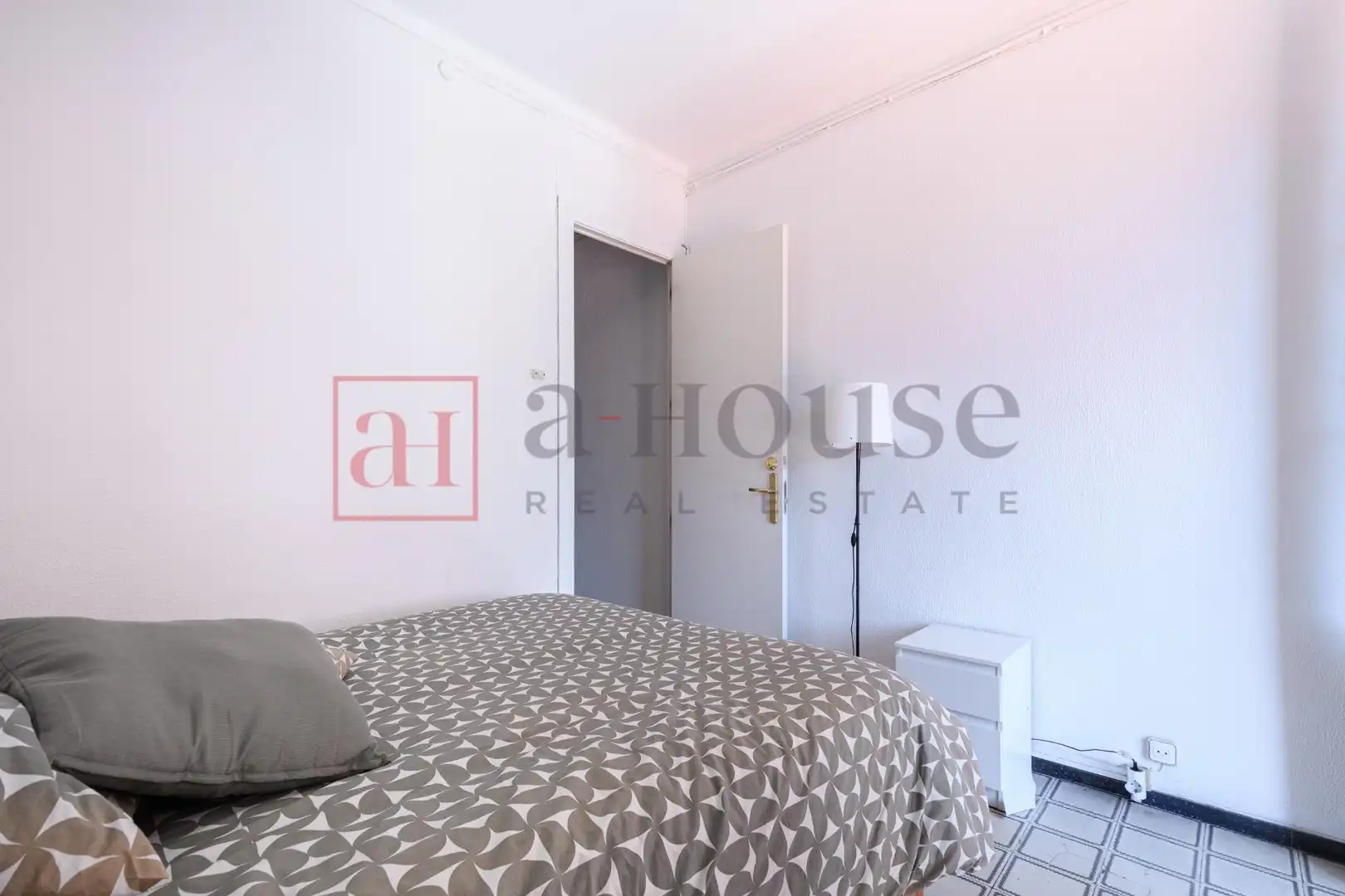 Wohnung mit Terrasse zum Verkauf in Carrer de València, imagen 17
