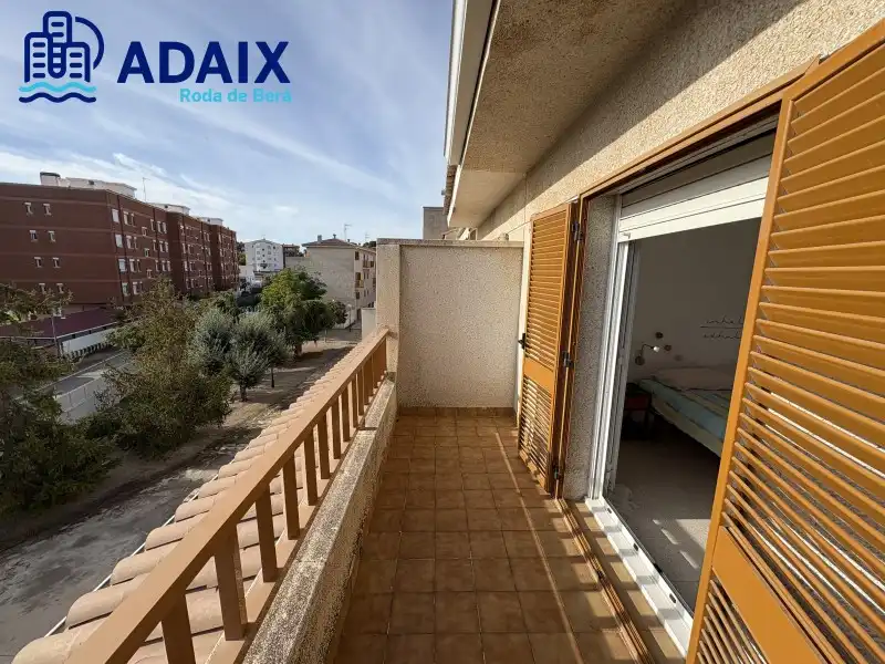 Casa adosada en venta en Roda de Berà