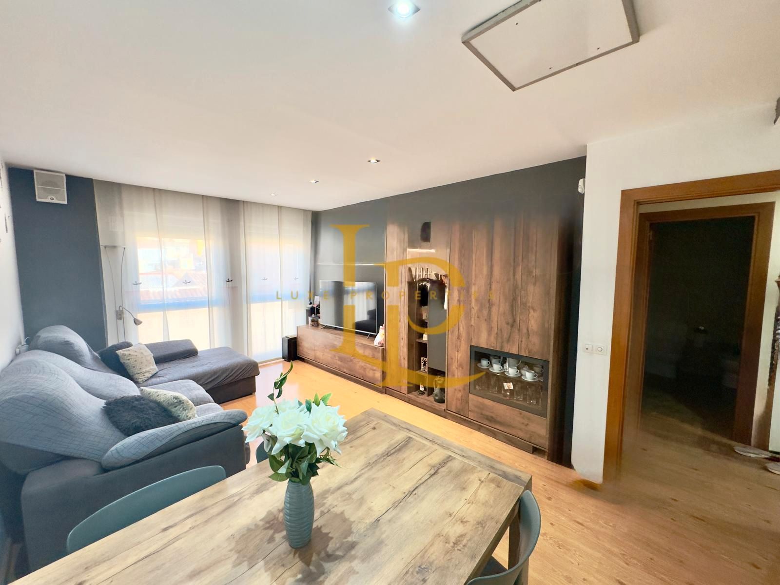 Living room of Duplex for sale in Sabadell  with Air Conditioner, Heating and Parquet flooring