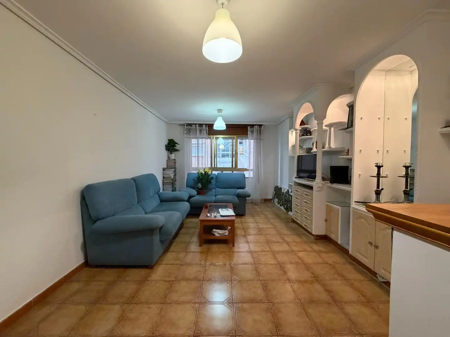 Sala d'estar de Pis en venda en Ponferrada amb Moblat i Balcó