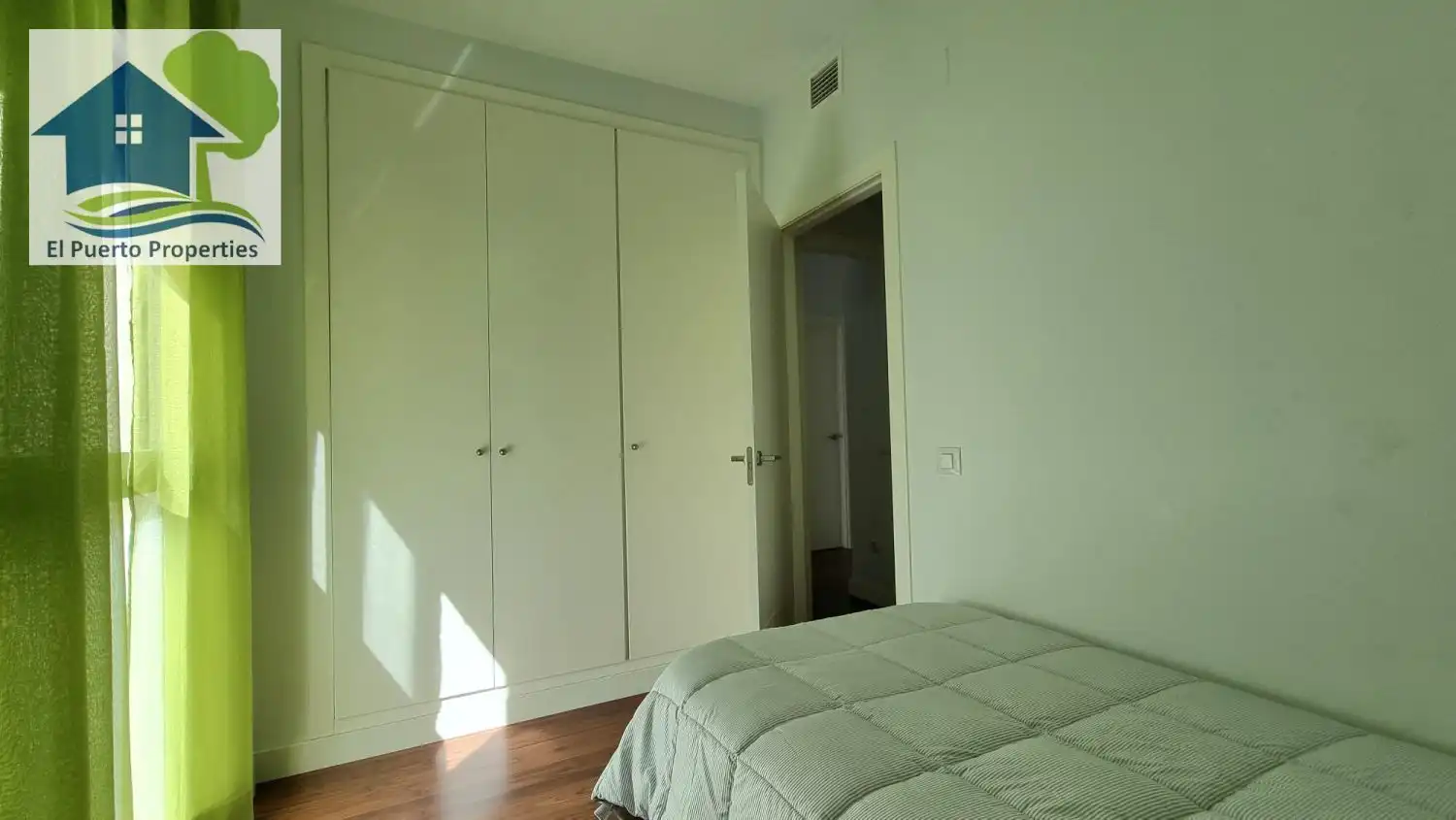 Habitación de Piso de alquiler en El Puerto de Santa María con Aire acondicionado, Calefacción y Amueblado