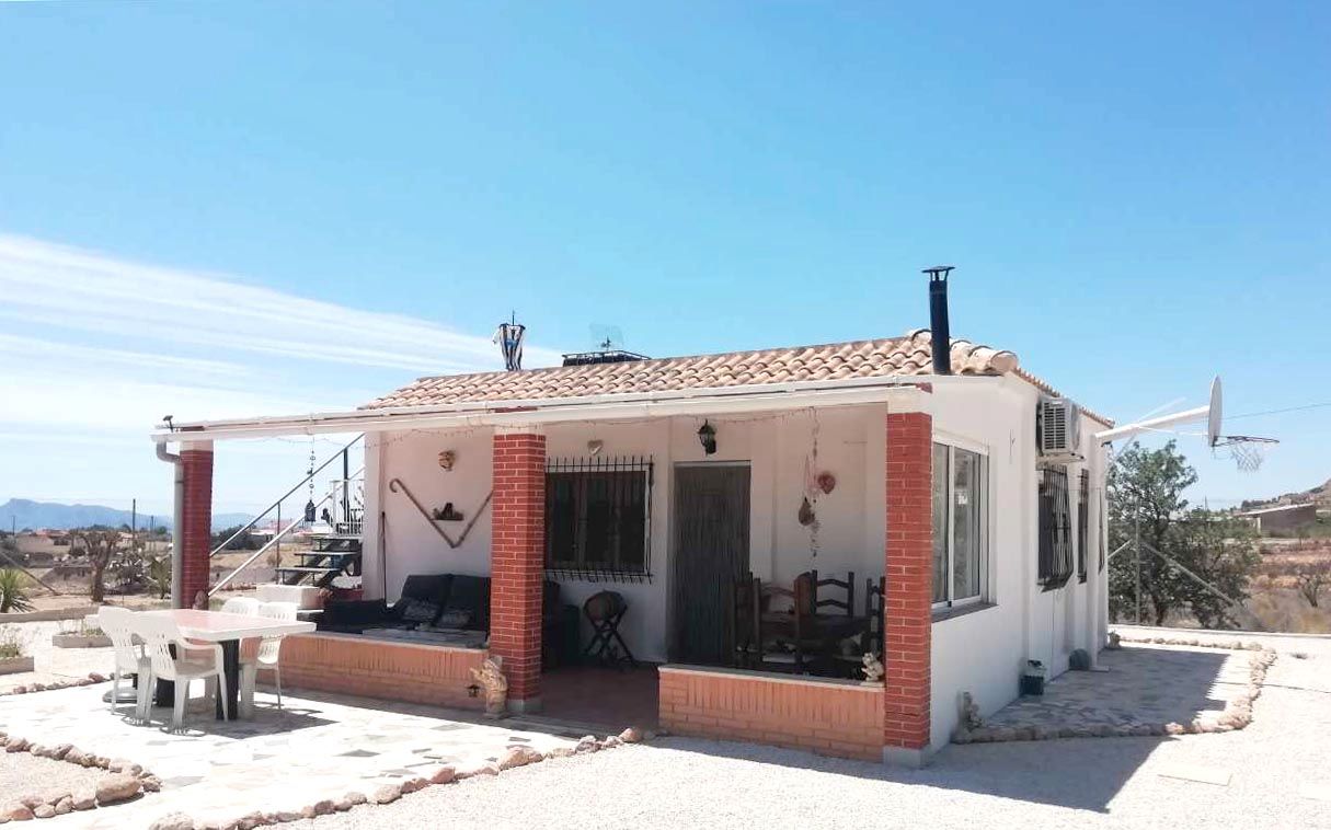 Vista exterior de Casa o xalet en venda en Abanilla amb Aire condicionat, Jardí privat i Terrassa