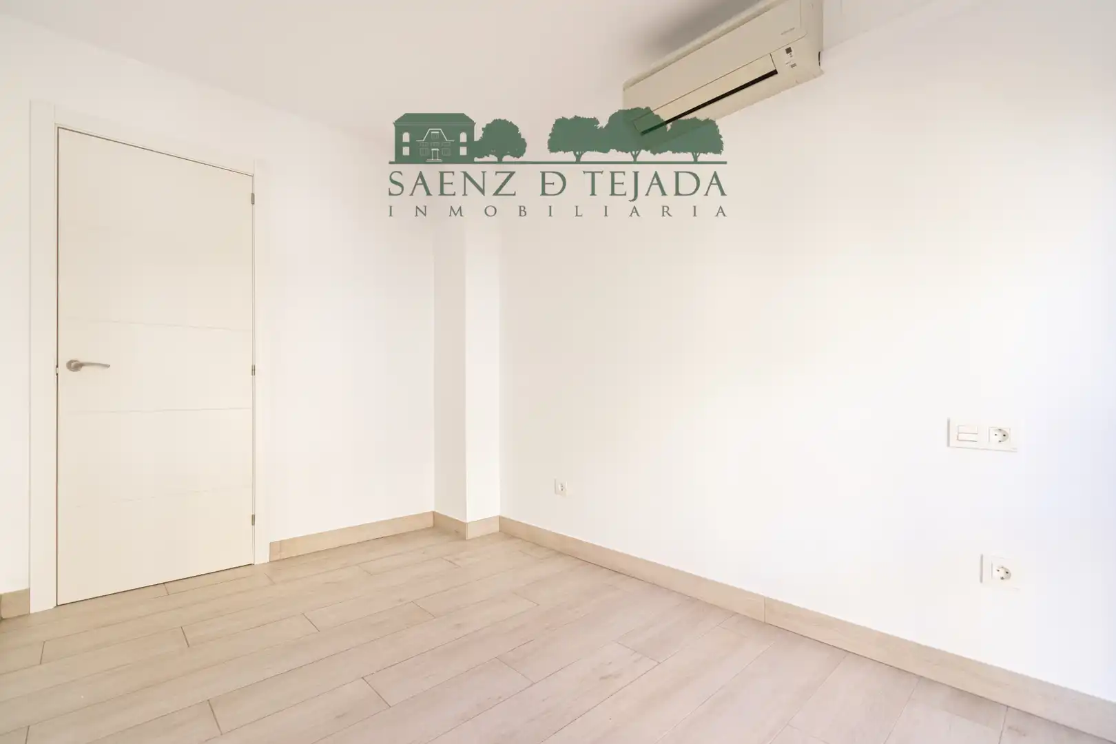 Flat with lift to rent in Calle Luis Montoto 21, imagen 18