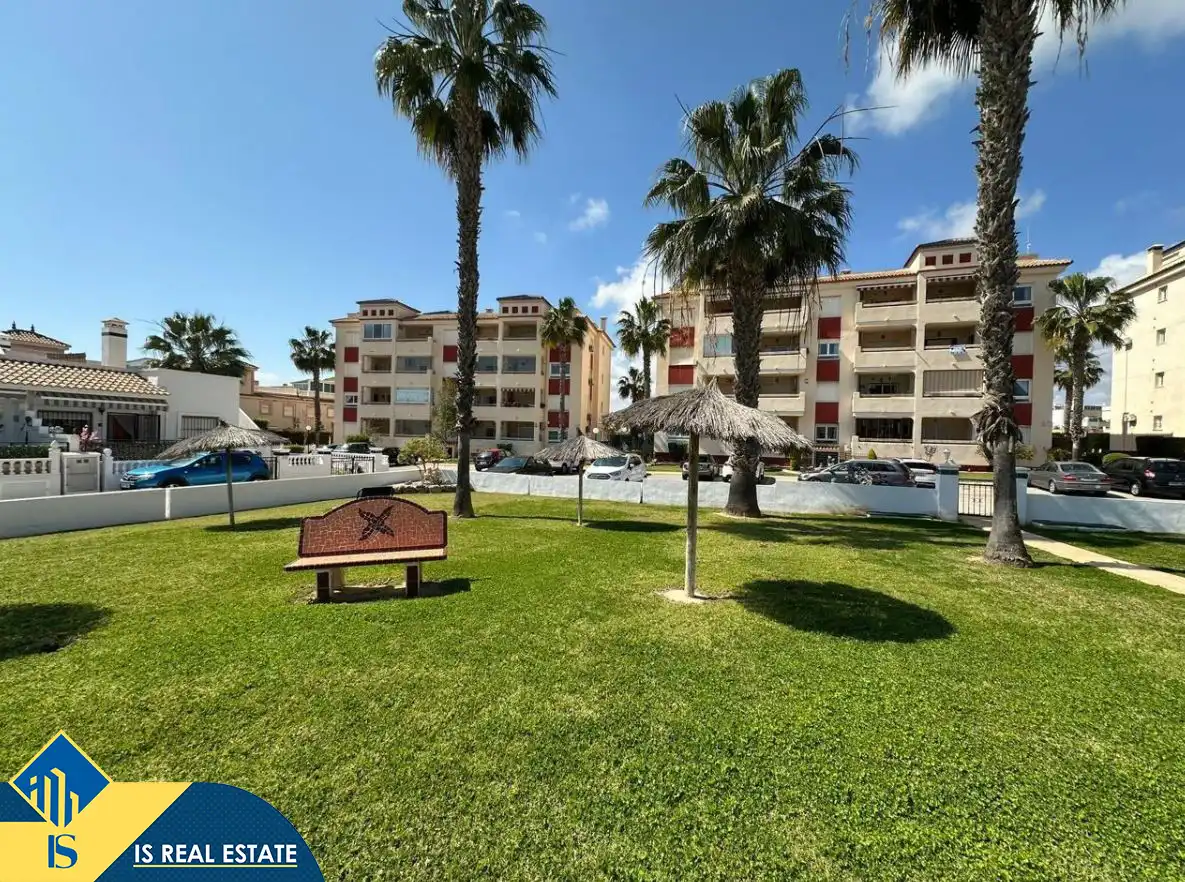 Apartamento con piscina en venta en Orihuela Costa, imagen 27