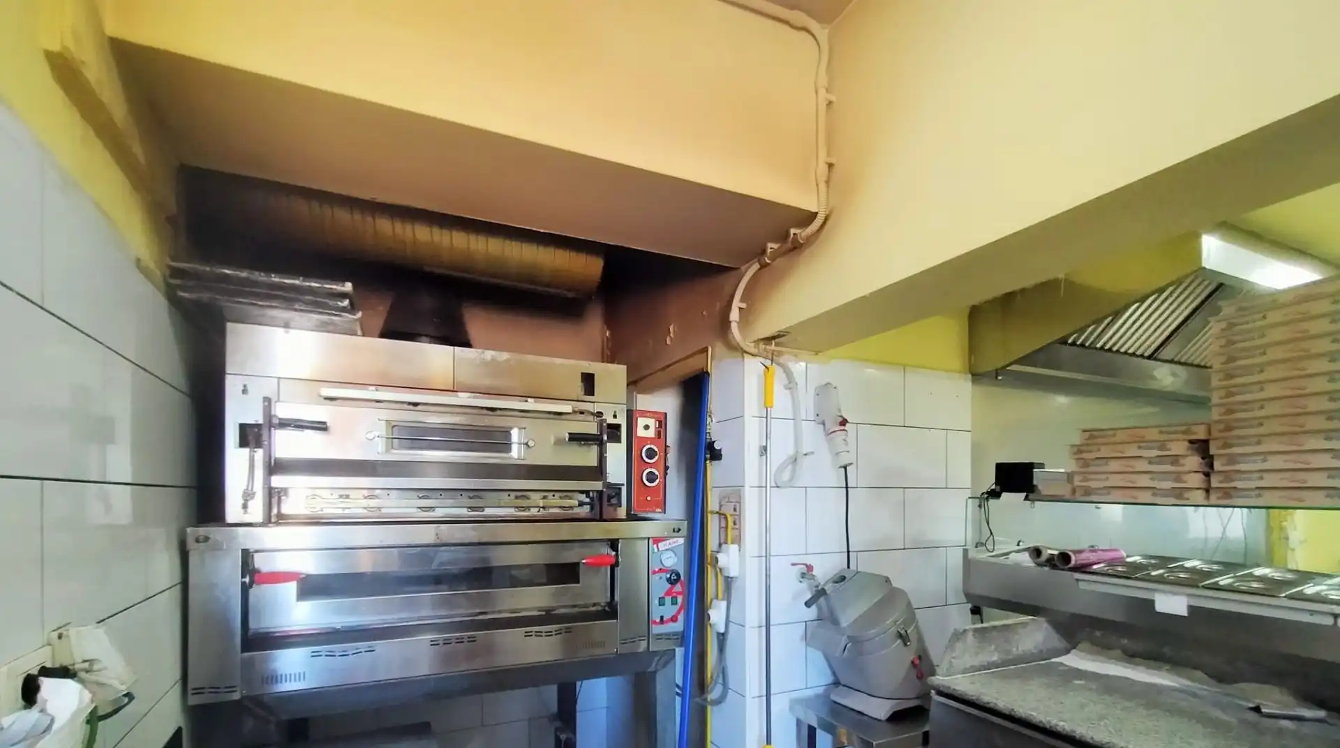 Kitchen of Commercial properties for transfer in Santa Úrsula  with Terrace