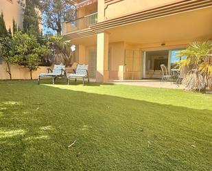 Jardí de Apartament en venda en Benahavís amb Moblat
