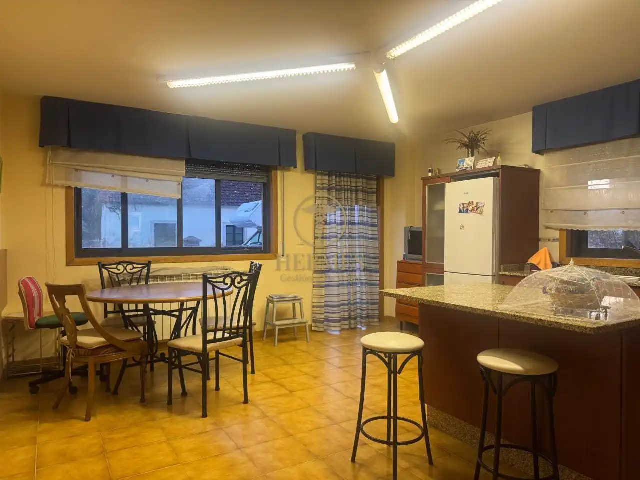 Cocina de Casa adosada en venta en Tomiño con Calefacción, Jardín privado y Terraza