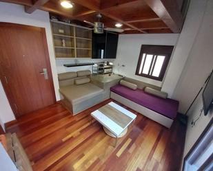 Living room of Attic to rent in  Granada Capital  with Air Conditioner and Terrace