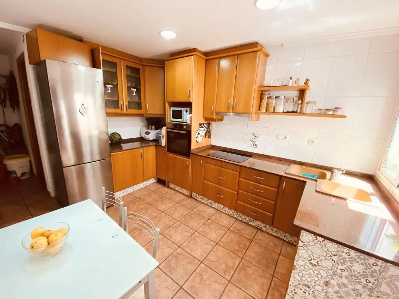Cuina de Casa o xalet en venda en Oliva amb Terrassa