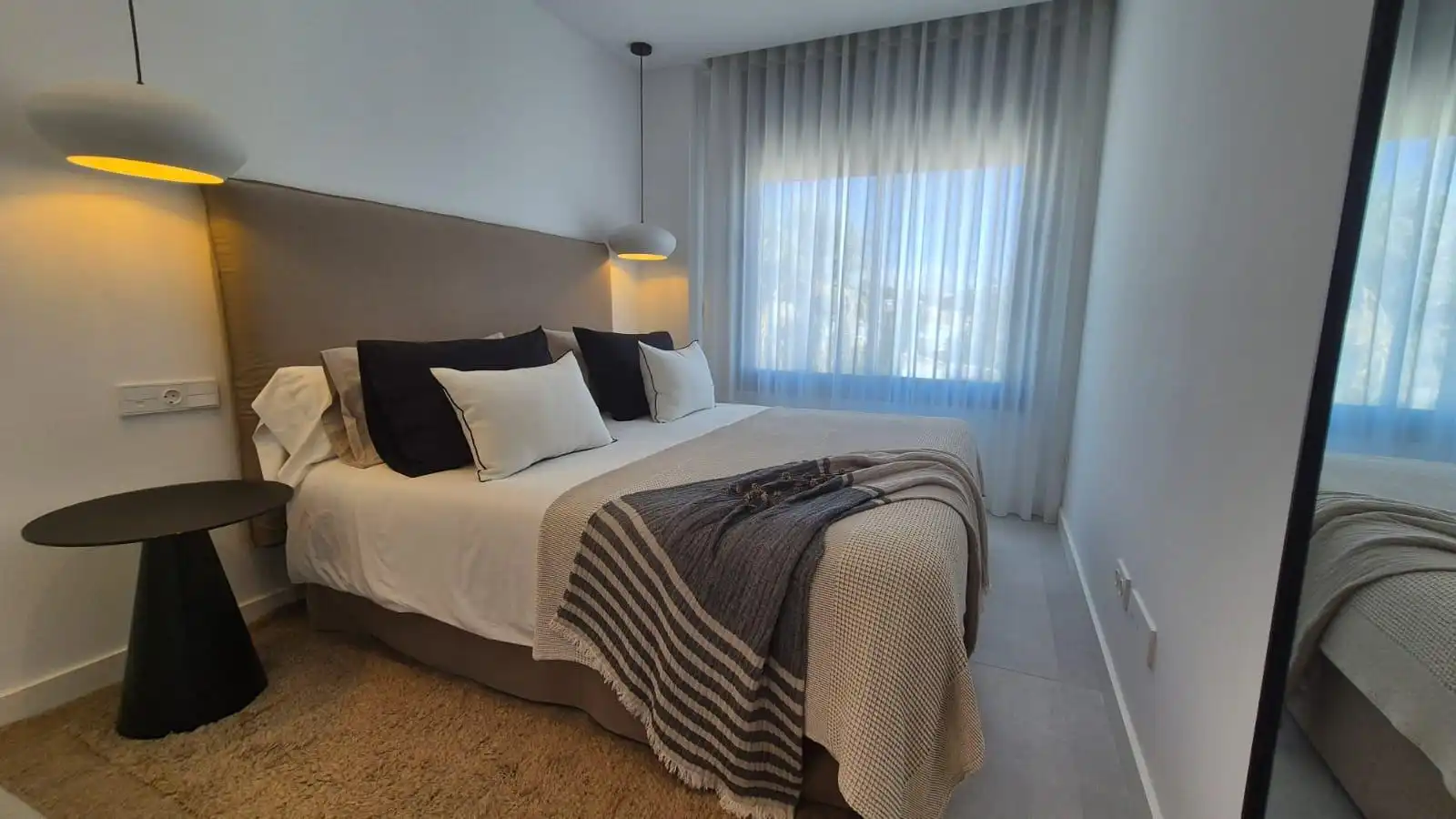 Apartment with pool for sale in Calle de la Cornisa, imagen 31