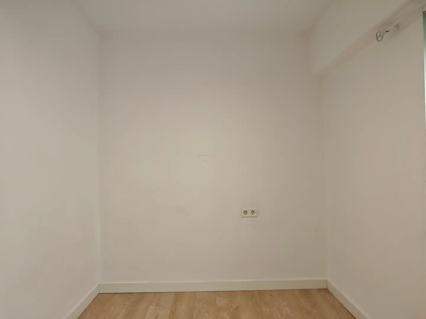 Piso en venta en Manises con Aire acondicionado, Horno y Balcón