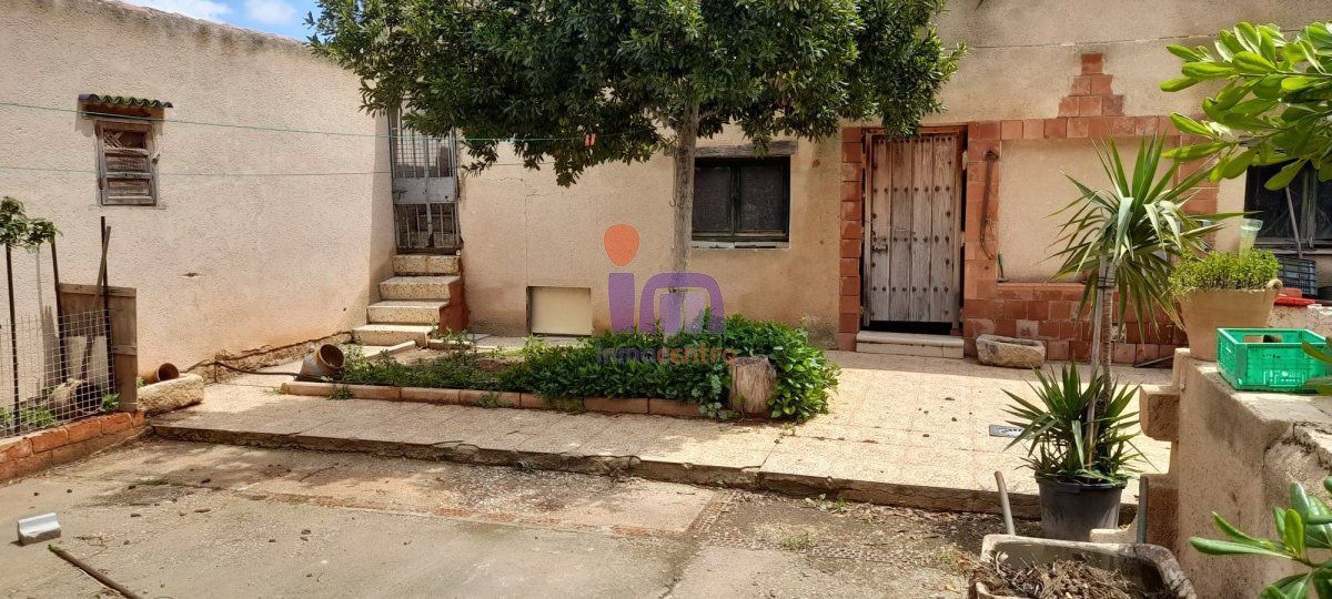 Exterior view of House or chalet for sale in Moral de Calatrava  with Air Conditioner, Heating and Terrace