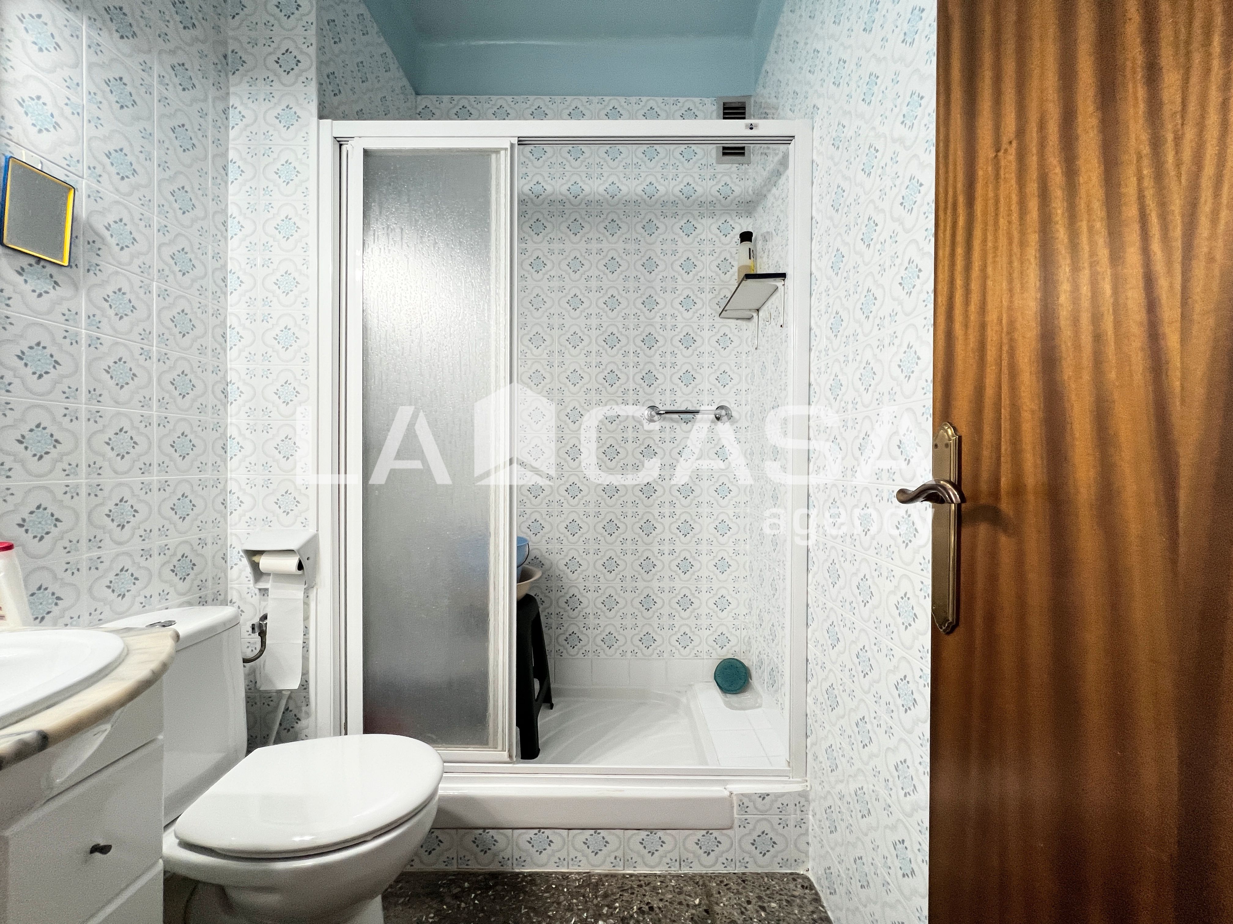 Bathroom of Flat for sale in Badalona  with Balcony