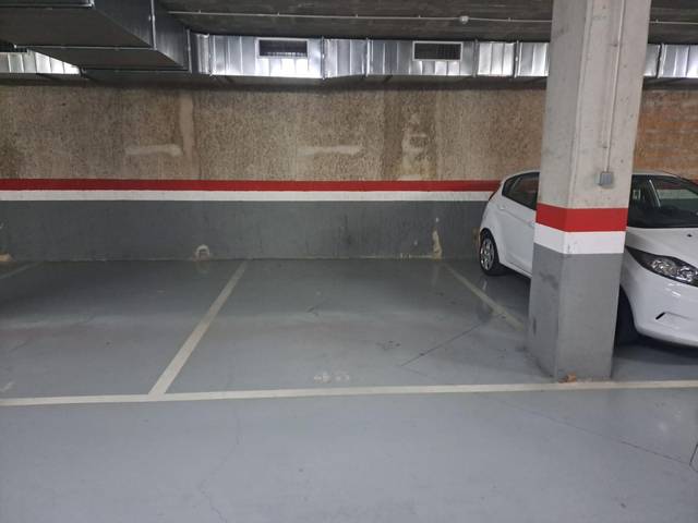 Garaje en Alquiler en de Jacint Verdaguer, 145 en Molins de Rei