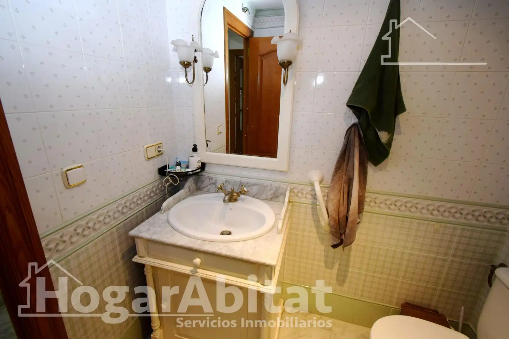 Bathroom of Flat for sale in Torrent  with Air Conditioner, Heating and Balcony