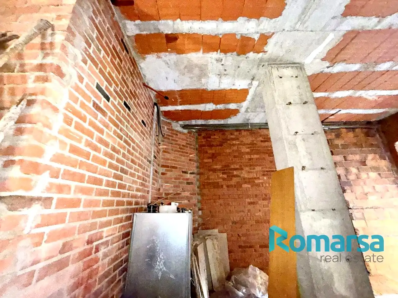 Local comercial en venta en Calle Capitán Peñas, imagen 9