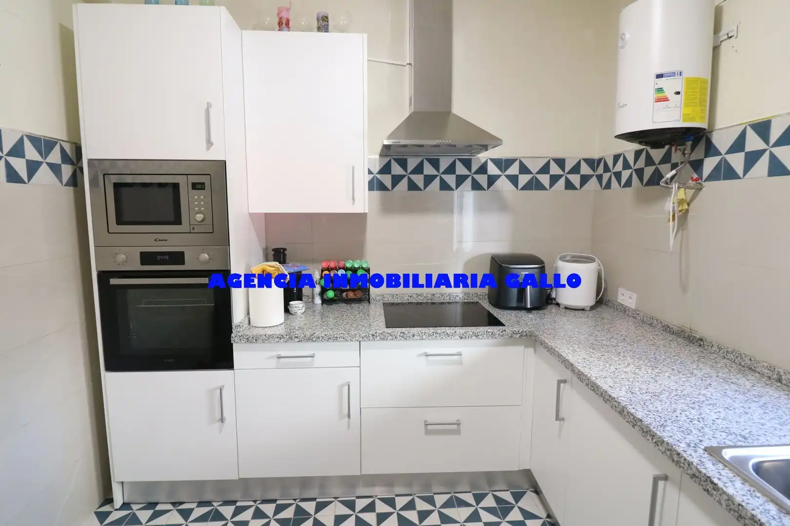 Cocina de Casa adosada en venta en Sevilla
