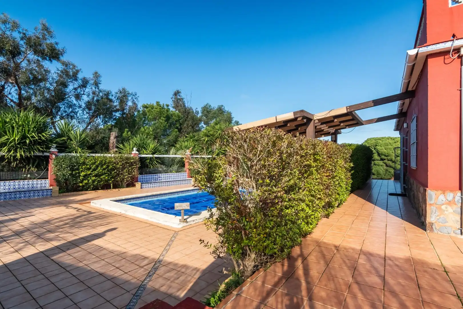 Piscina de Finca rústica en venta en Lepe con Calefacción, Jardín privado y Terraza