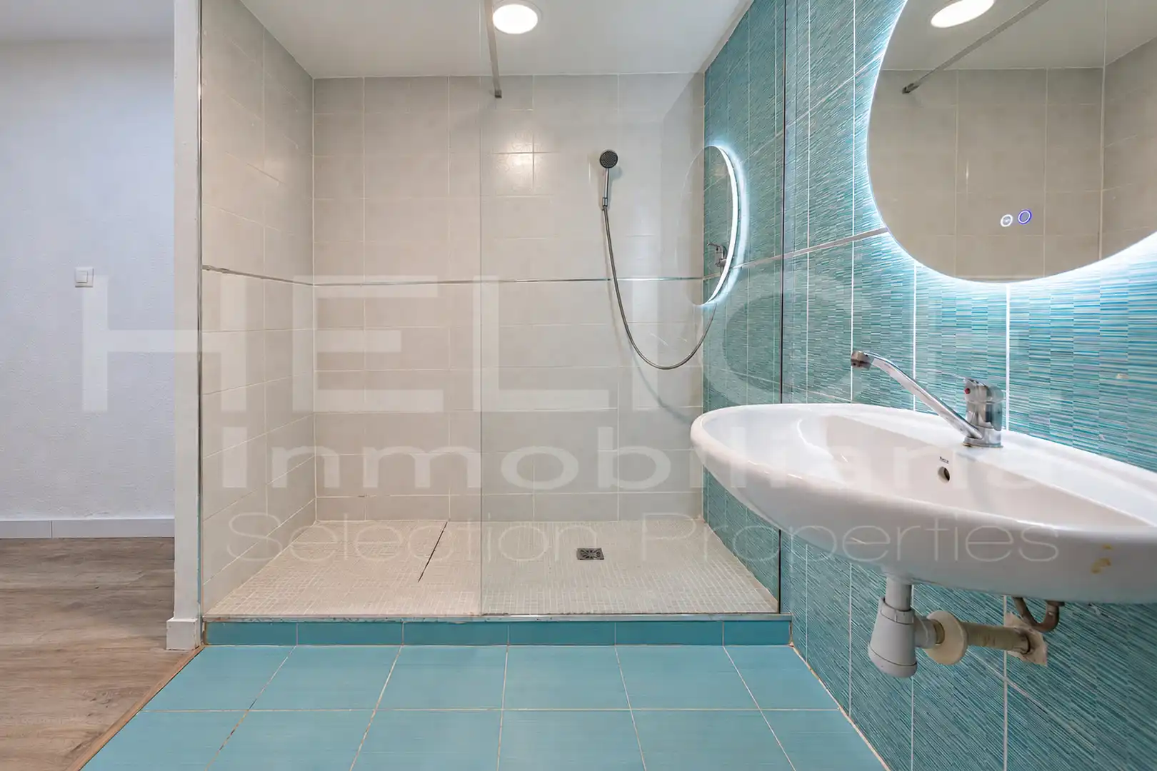 Baño de Piso en venta en Paterna con Aire acondicionado, Calefacción y Parquet