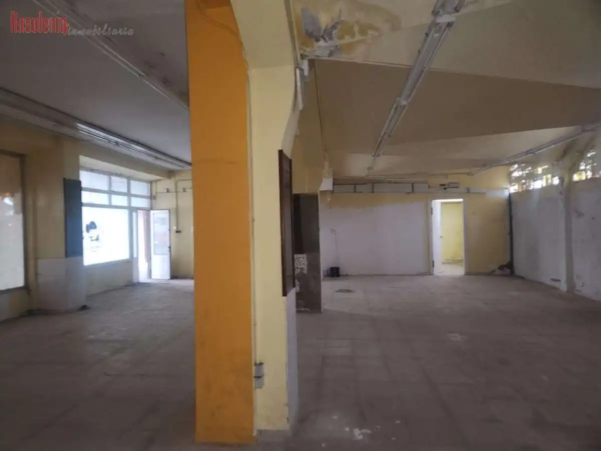 Gewerbefläche zum Verkauf in Cádiz 17