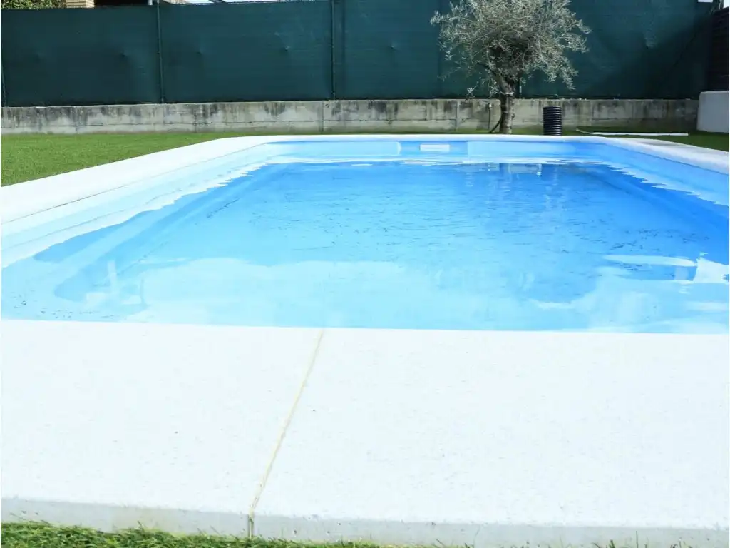 Piscina de Casa o chalet en venta en Gurb