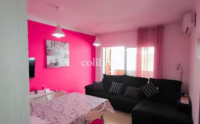 Living room of Flat for sale in Figueres  with Air Conditioner, Heating and Terrace