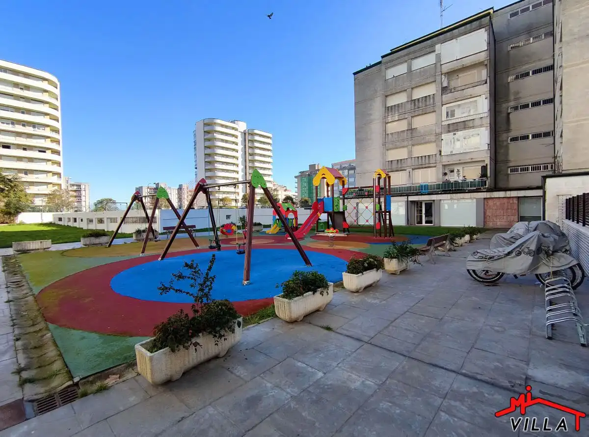 Parking of Flat for rent in Laredo  with Heating, Terrace and Furnished