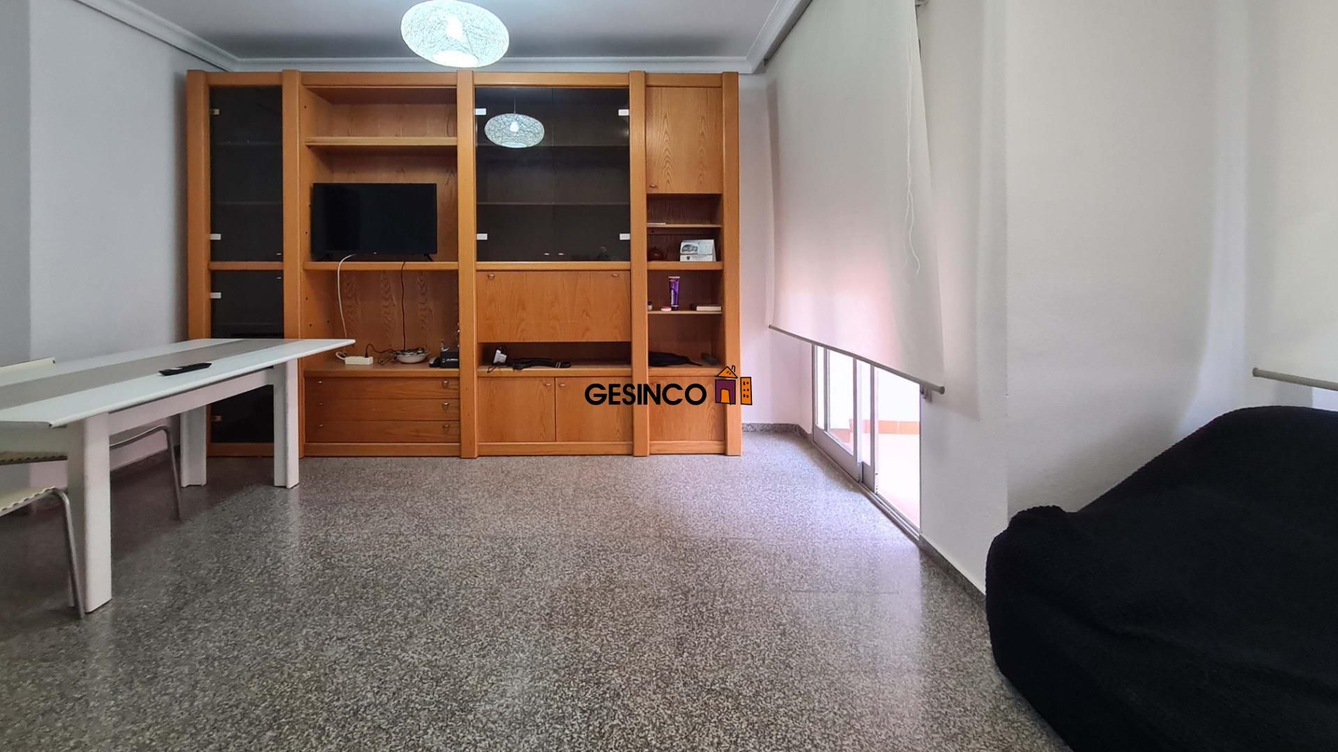 Sala de estar de Piso de alquiler en Ontinyent con Balcón