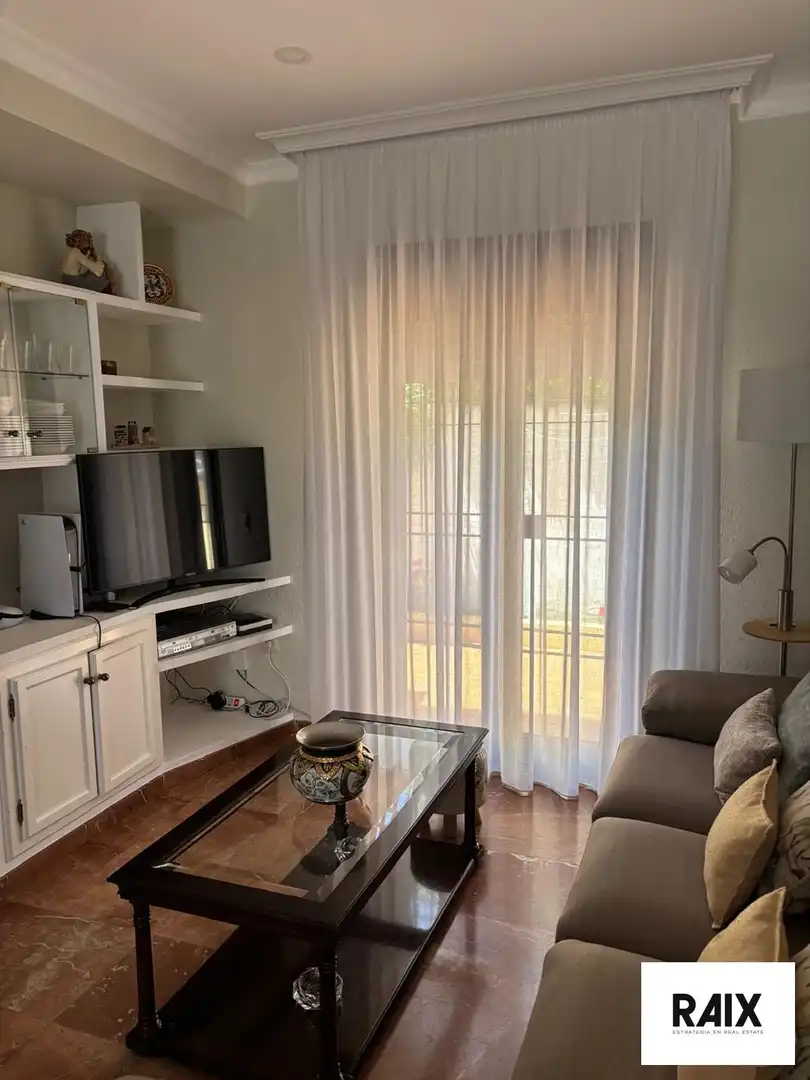 Sala de estar de Casa o chalet en venta en Algeciras con Calefacción, Terraza y Trastero