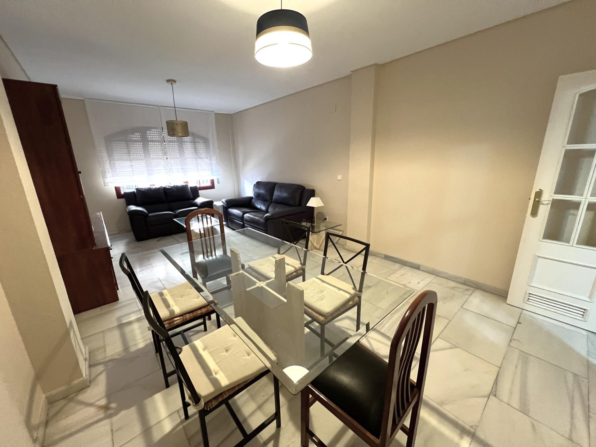 Flat to rent in Zona Centro, Centro