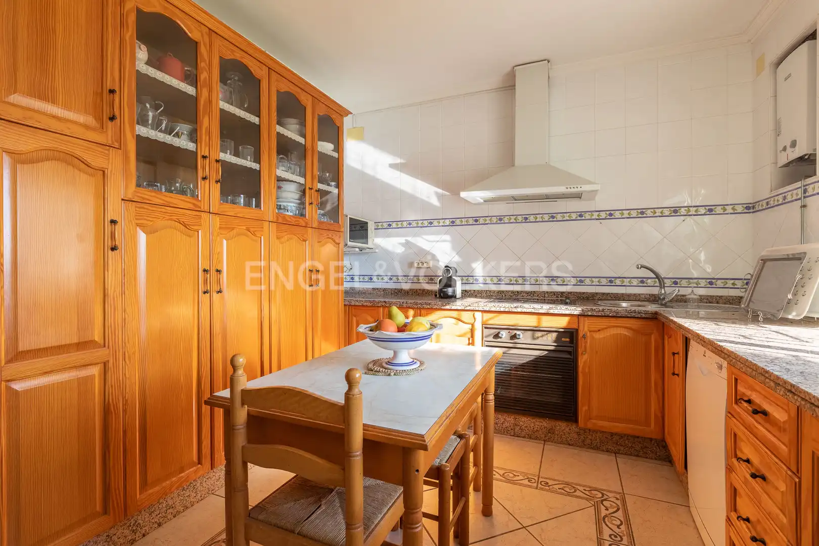 Cocina de Finca rústica en venta en El Rompido con Aire acondicionado, Calefacción y Jardín privado