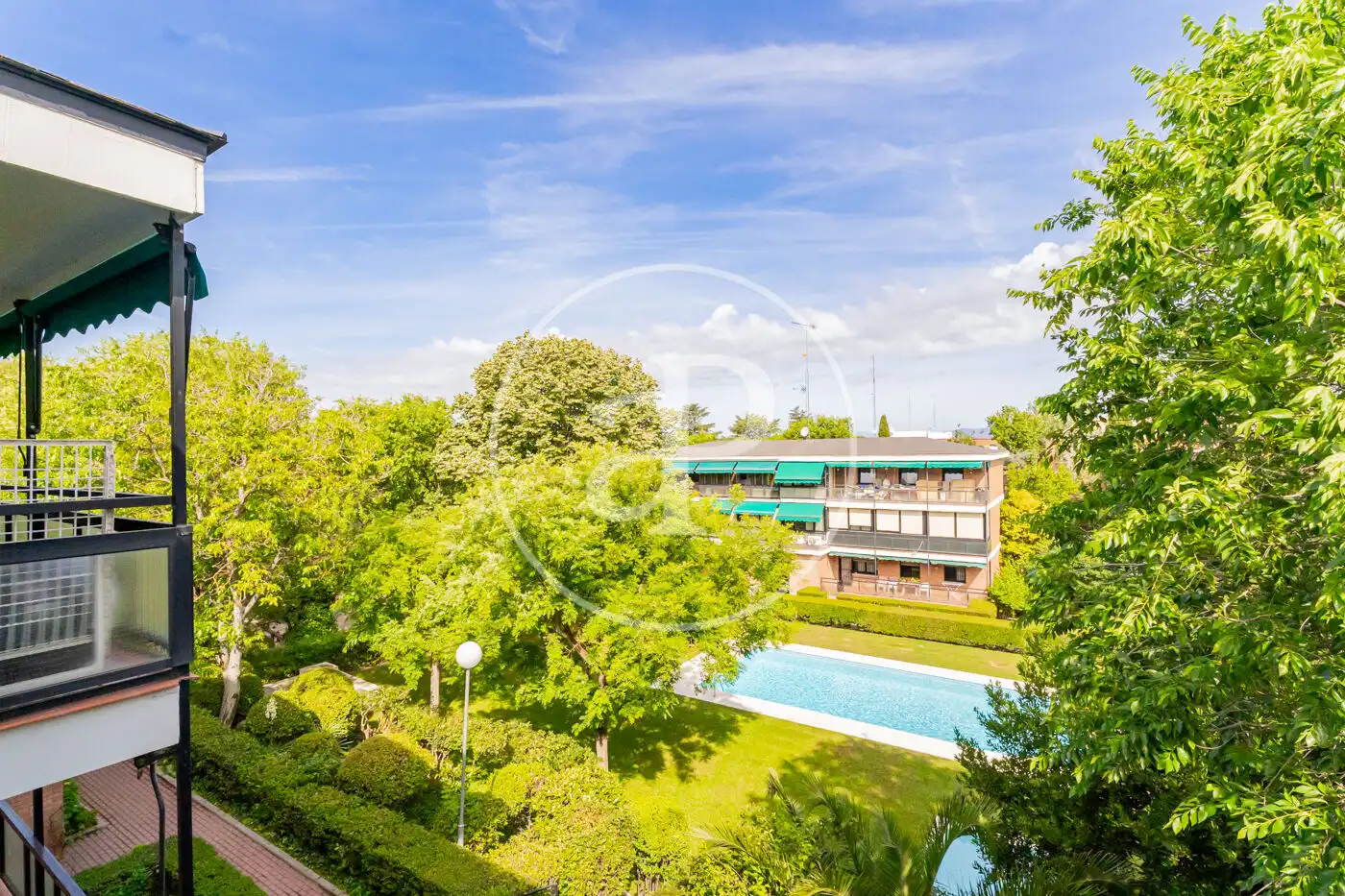 Vista exterior de Piso en venta en Madrid con Aire acondicionado, Calefacción y Terraza