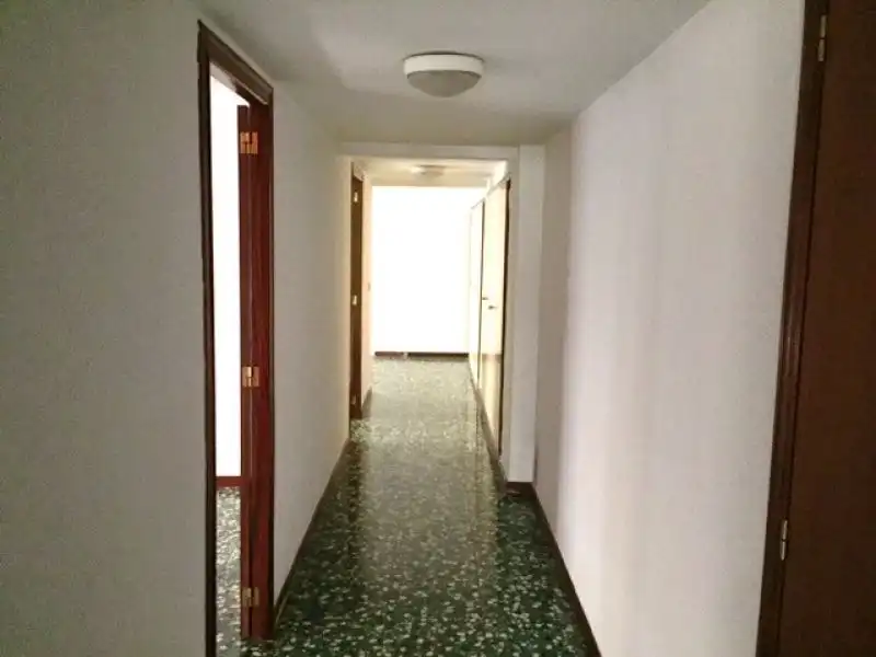 Ground floor with lift for sale in Centro, imagen 4
