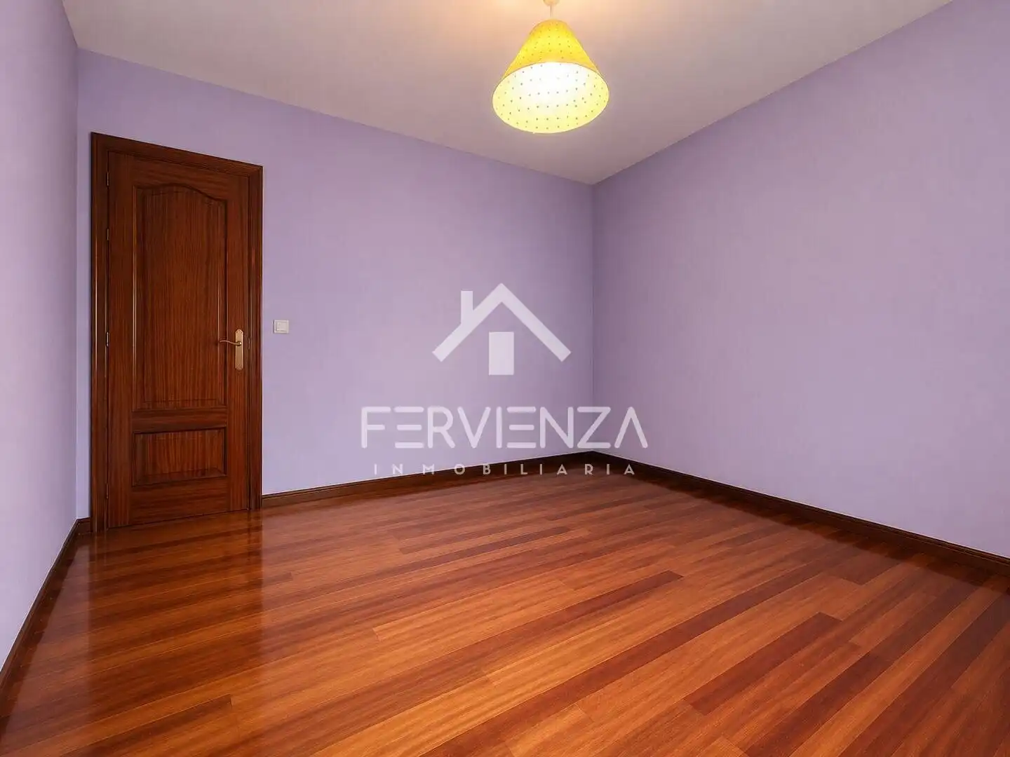 Habitación de Casa o chalet en venta en Castrillón