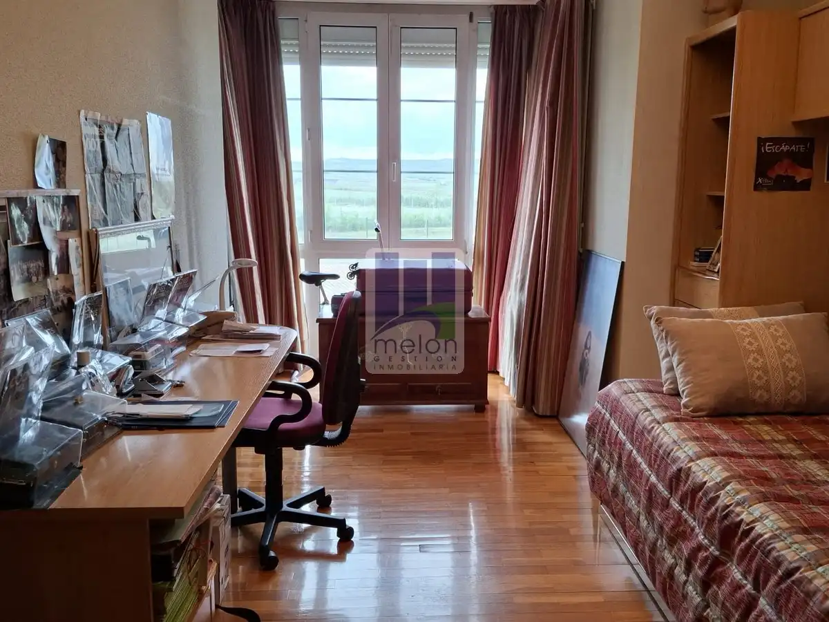 Casa o chalet en venta en Alfoz de Quintanadueñas con Trastero