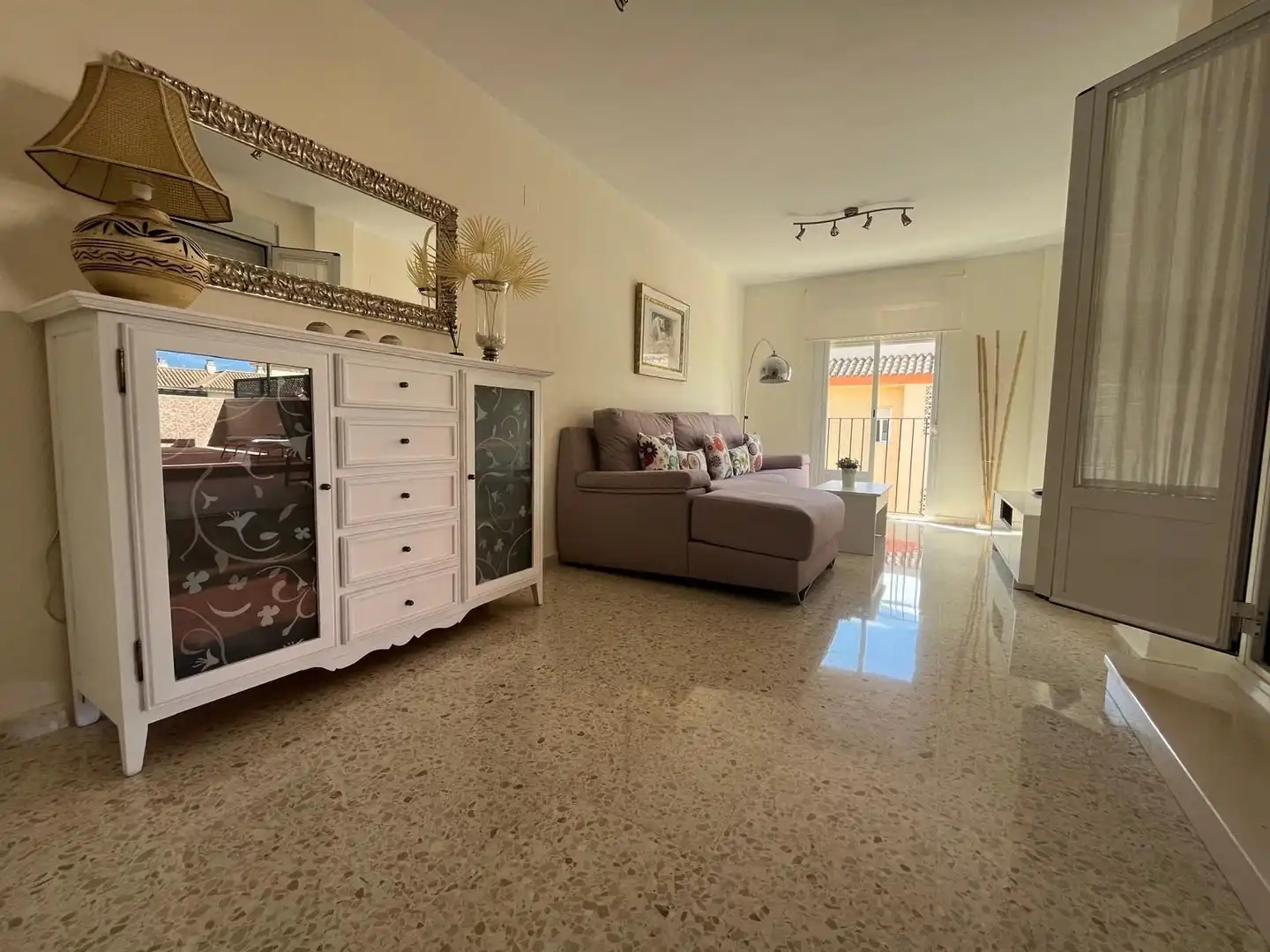 Sala de estar de Ático en venta en Chipiona con Aire acondicionado, Jardín privado y Terraza