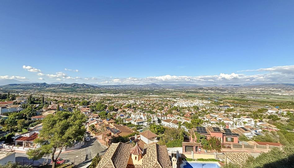 Foto 1 de Piso de alquiler en Calle Lágrima, Manantiales - Lagar - Cortijo, Málaga