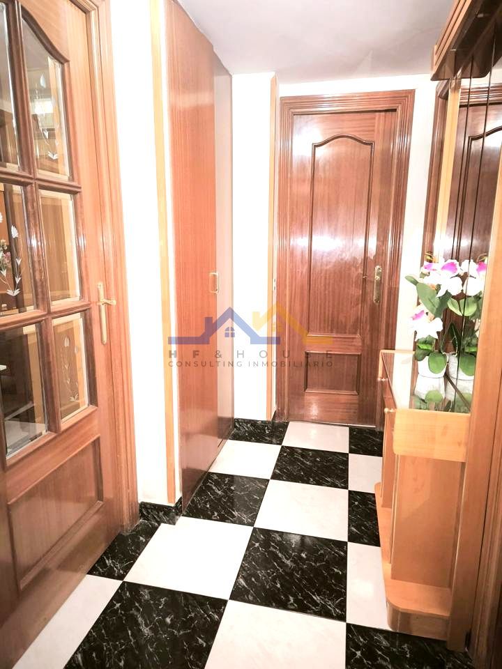 Flat for sale in  Madrid Capital  with Air Conditioner, Heating and Terrace