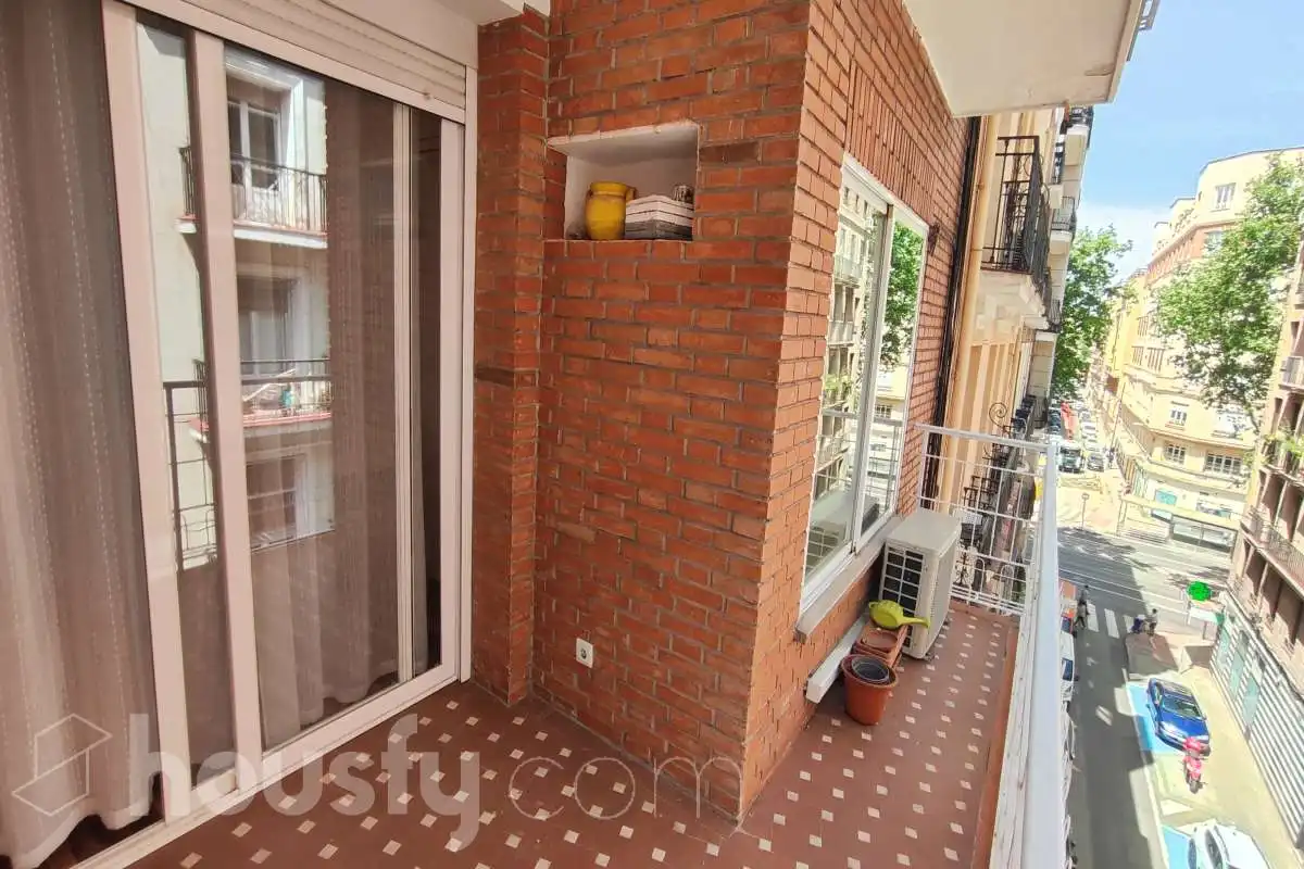 Balcony of Flat for rent in Madrid  with Air Conditioner, Terrace and Furnished