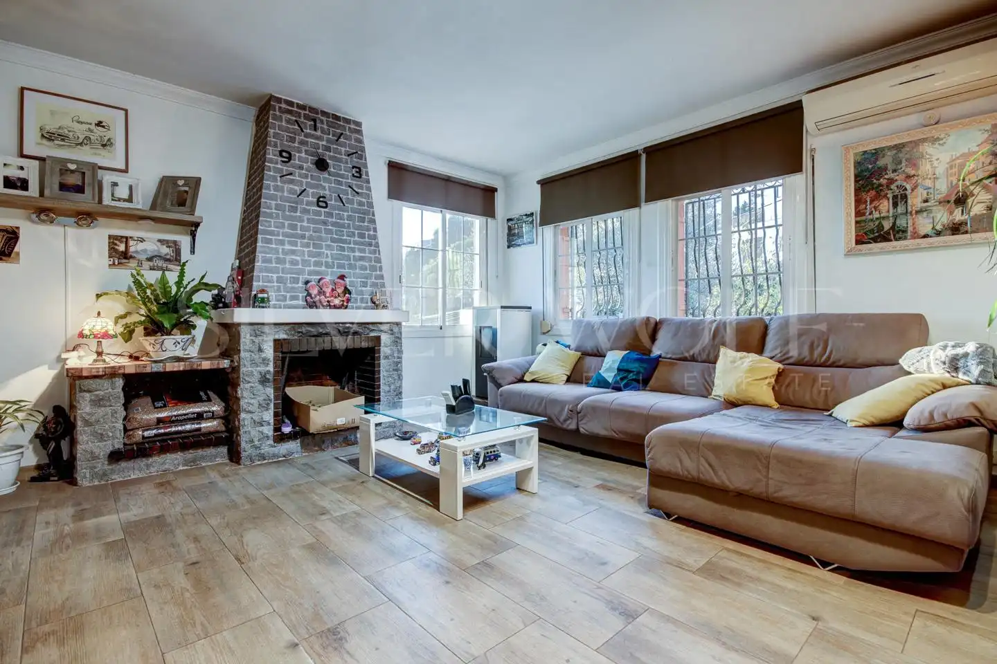 Wohnzimmer von Haus oder Chalet zum Verkauf in Sant Fost de Campsentelles mit Klimaanlage, Heizung und Privatgarten