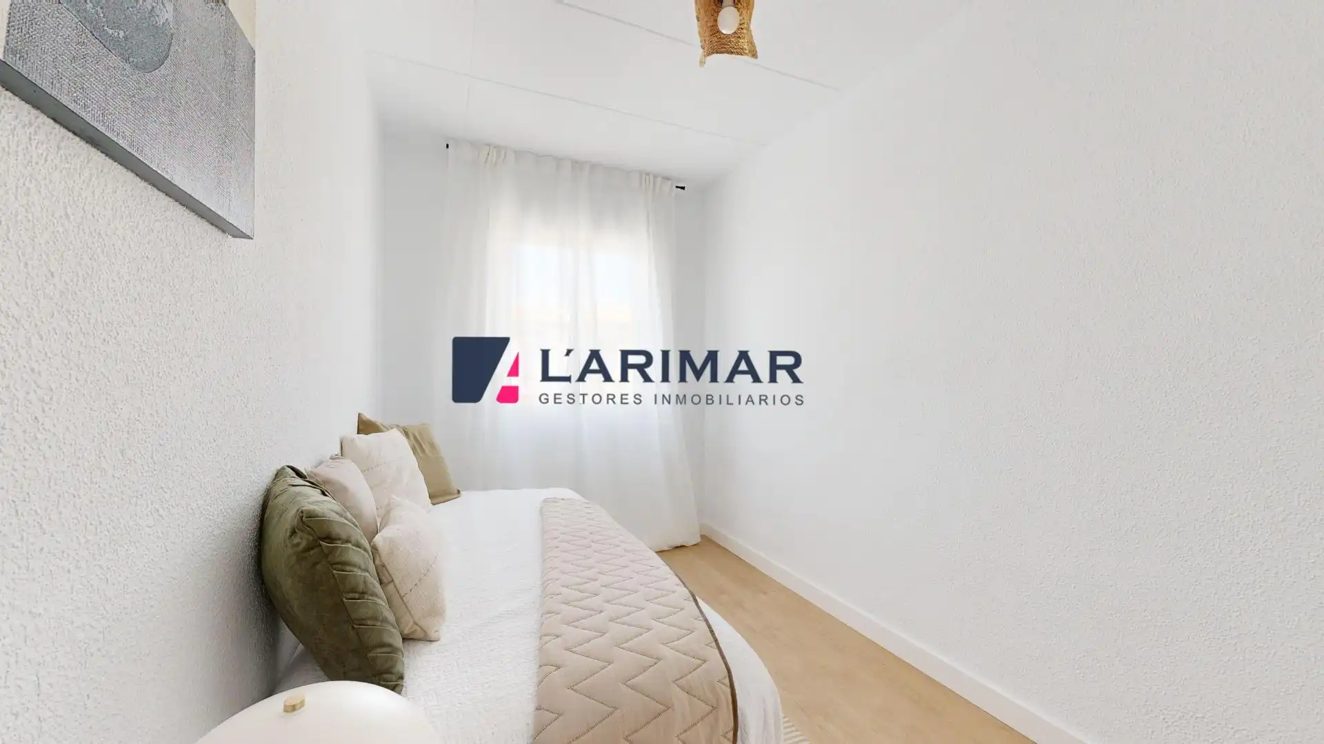 Habitación de Casa adosada en venta en Orihuela con Jardín privado, Terraza y Piscina comunitaria