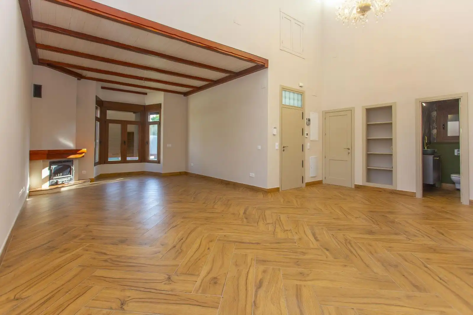Chalet con piscina en venta en Avenida - Divina Pastora - Plaza de Toros, imagen 2