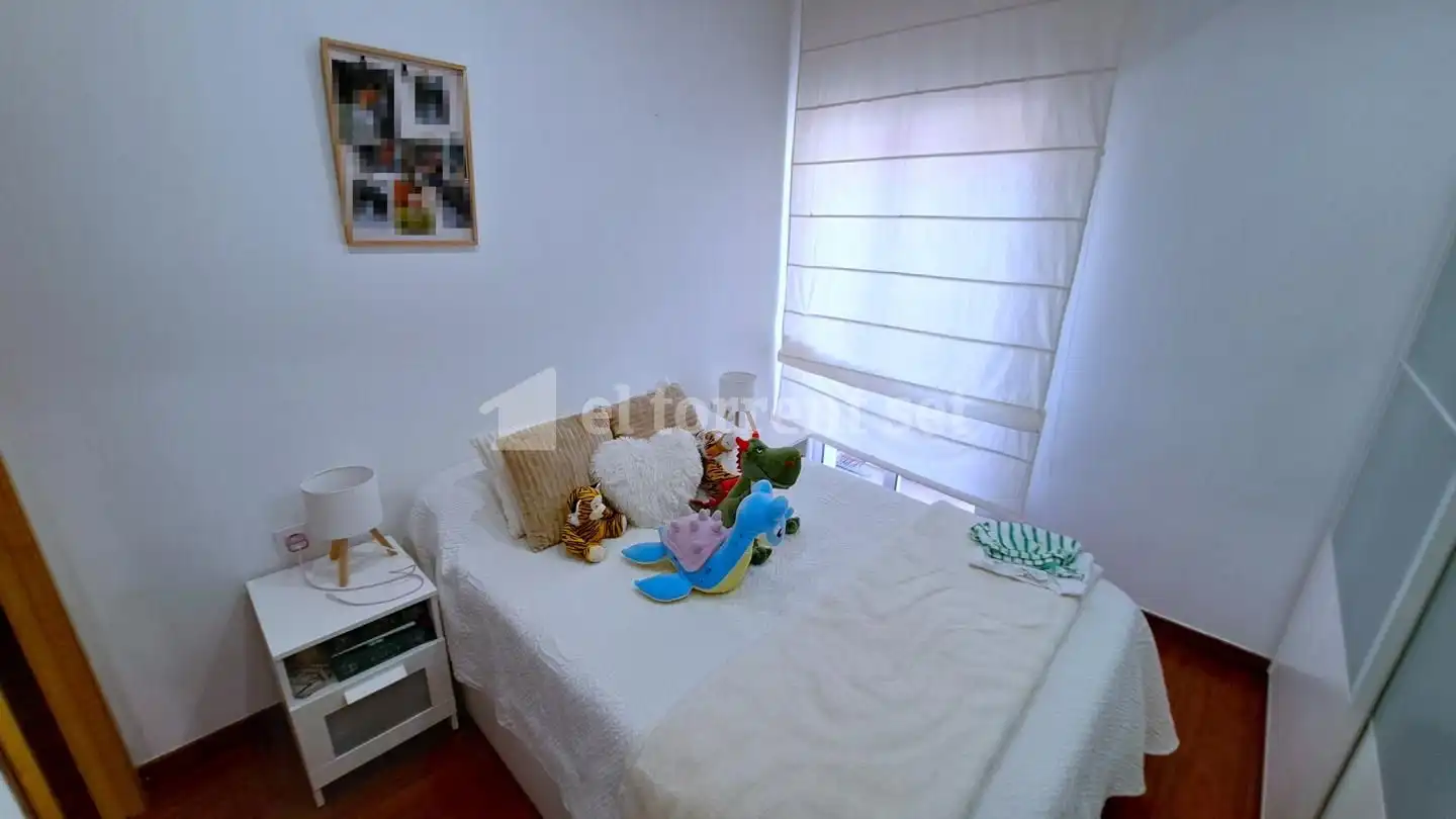 Dormitori de Pis en venda en Mataró amb Aire condicionat, Parquet i Balcó