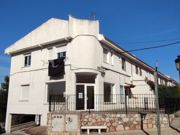 Mixt residencial en venda a Alfarería 1