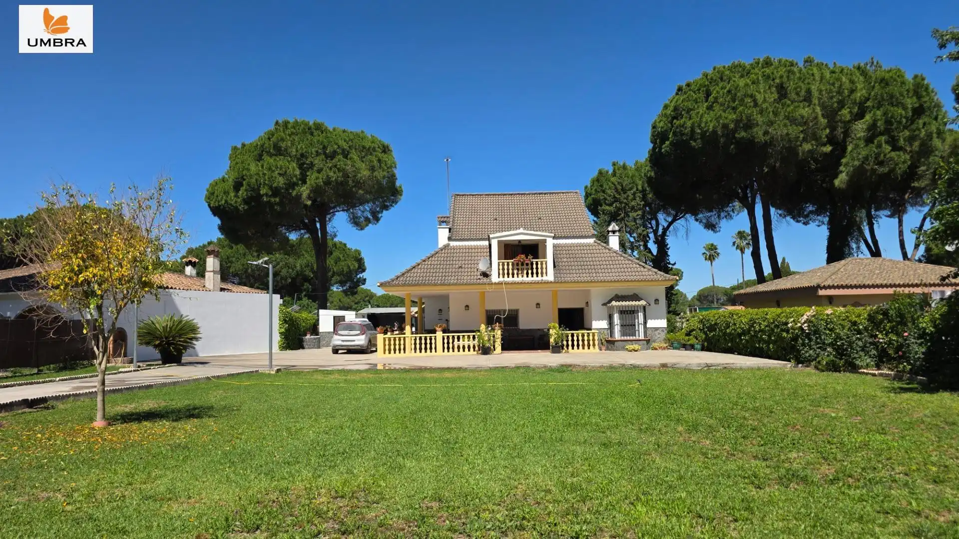 Vista exterior de Finca rústica en venda en Jerez de la Frontera amb Aire condicionat, Jardí privat i Terrassa