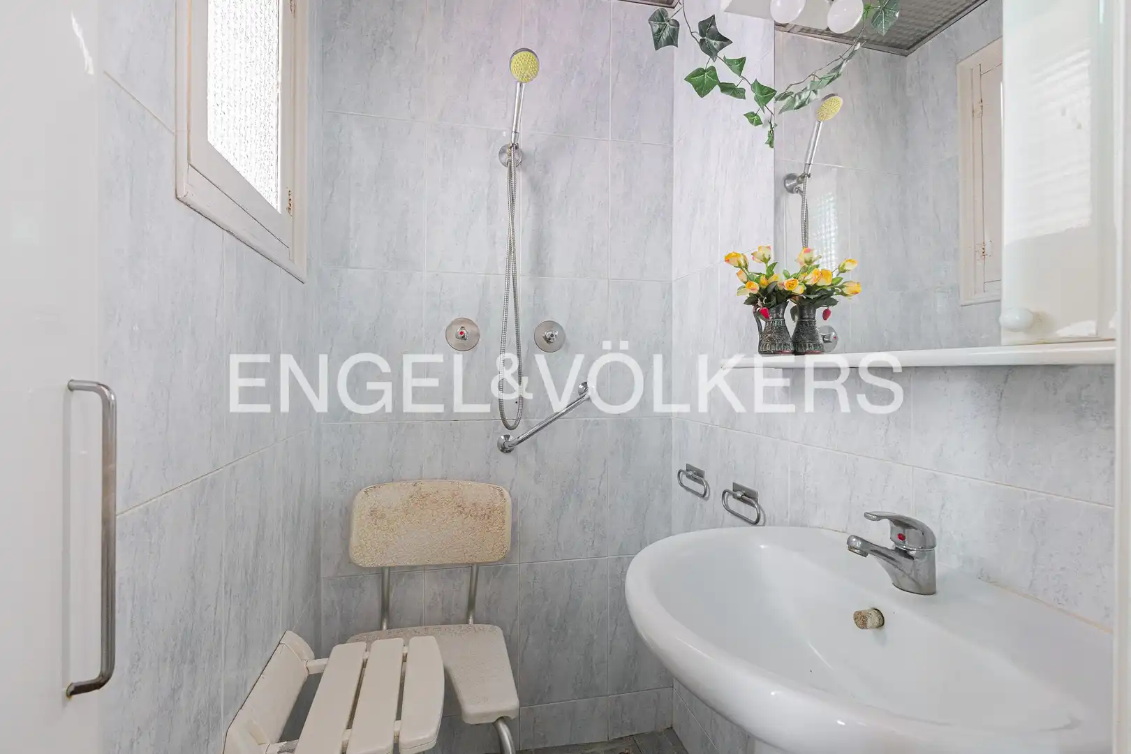 Baño de Piso en venta en Barcelona con Aire acondicionado, Calefacción y Terraza