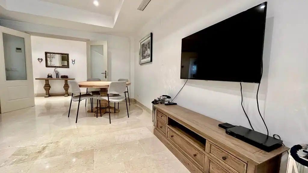 Living room of Ground floor for rent in Marbella  with Air Conditioner, Private garden and Terrace