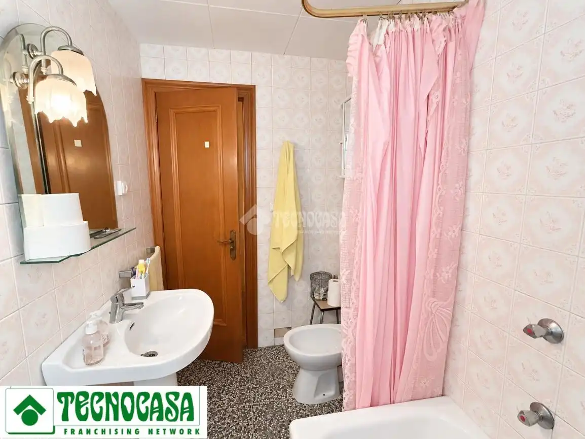 Bany de Casa o xalet en venda en Manises amb Aire condicionat, Calefacció i Terrassa