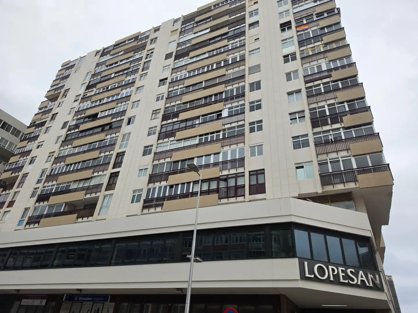 Außenansicht von Wohnung zum Verkauf in Las Palmas de Gran Canaria mit Terrasse